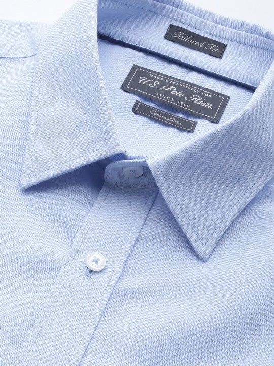 U.S. Polo Assn. Men Blue Tailored Fit Solid Formal Shirt