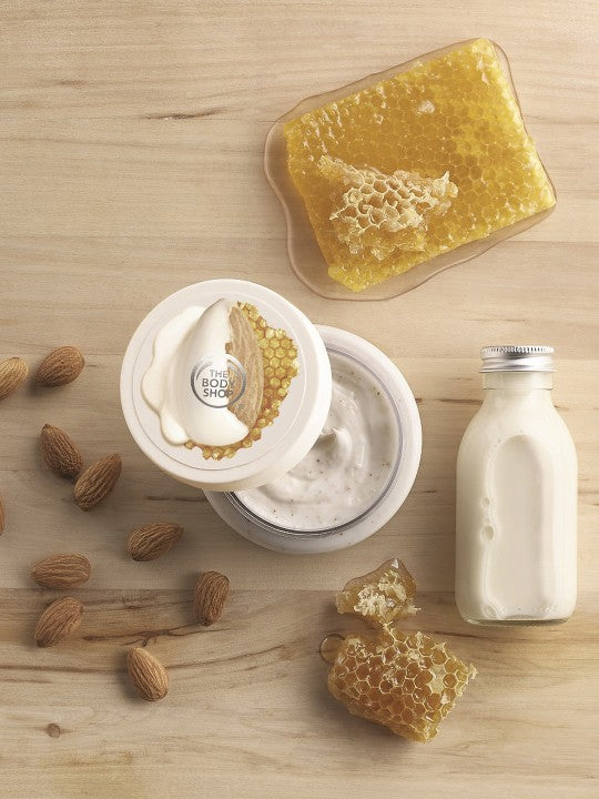The Body Shop Almond Milk & Honey Gently Exfoliating Cream Scrub 250ml
