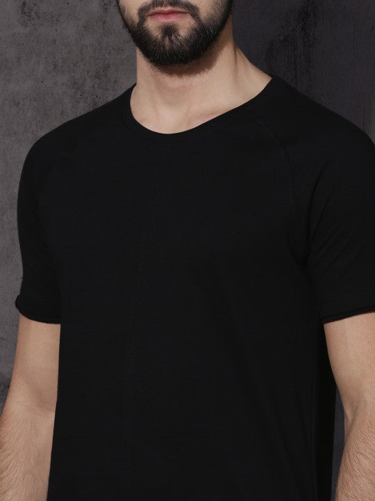Roadster Men Black Solid Round Neck T-shirt