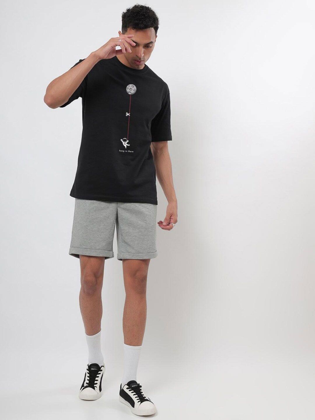 Bewakoof Men Black Printed Oversized T-shirt