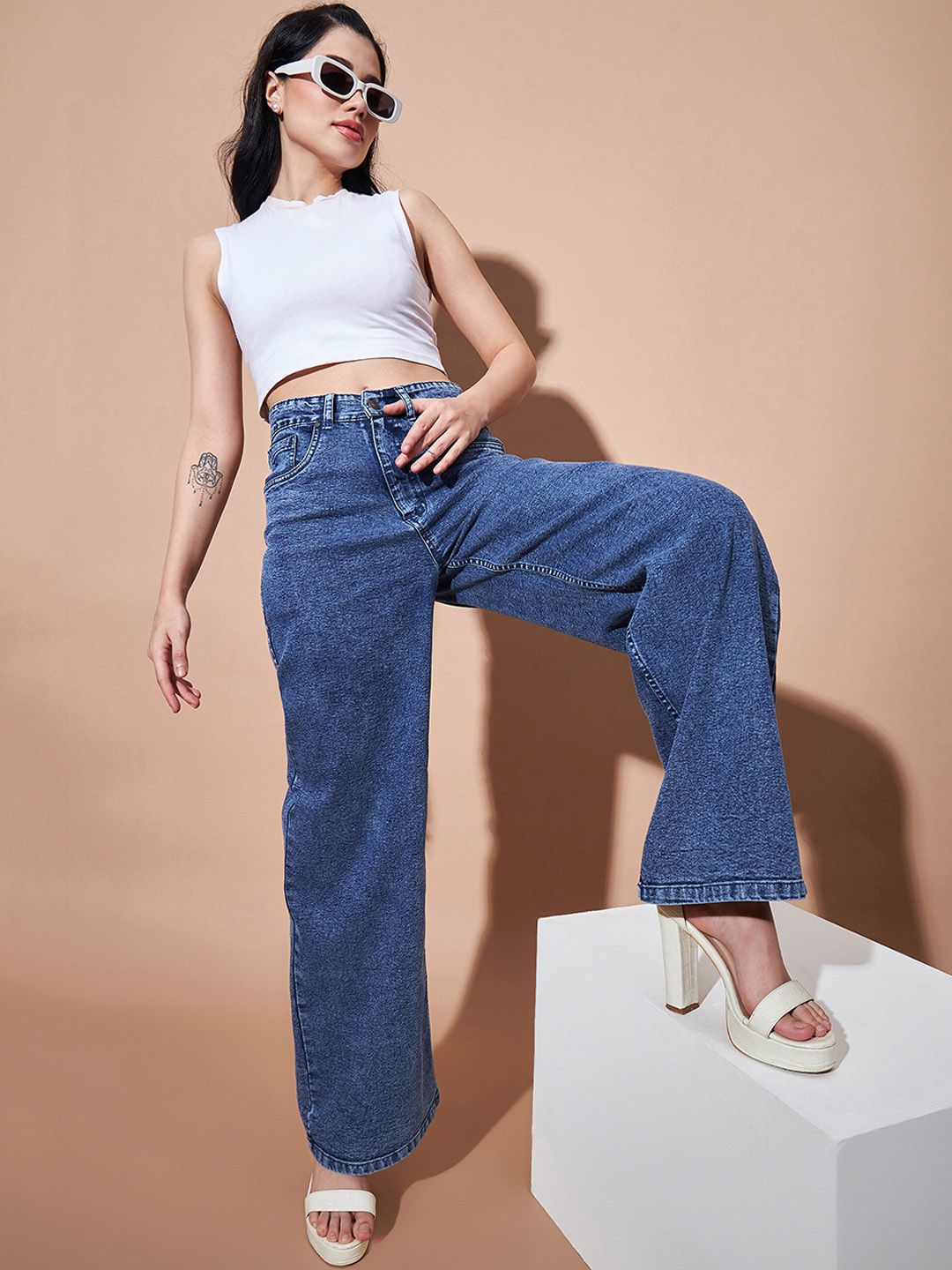 SASSAFRAS BASICS Women Clean Look No Fade High-Rise Jeans