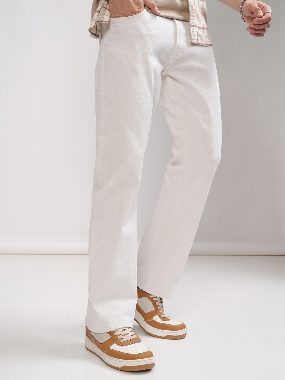 HIGHLANDER Men Loose Fit Clean Look Stretchable Jeans