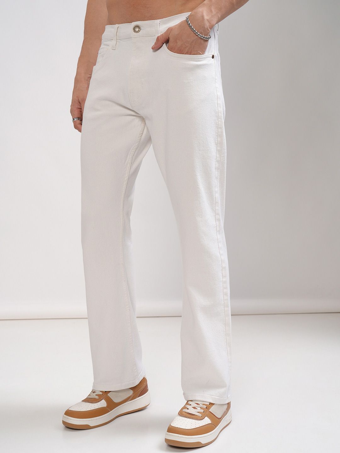 HIGHLANDER Men Loose Fit Clean Look Stretchable Jeans