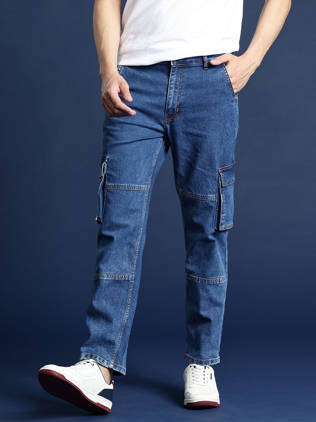 Mast & Harbour Men Light Fade Regular Fit Pocket Detail Jeans