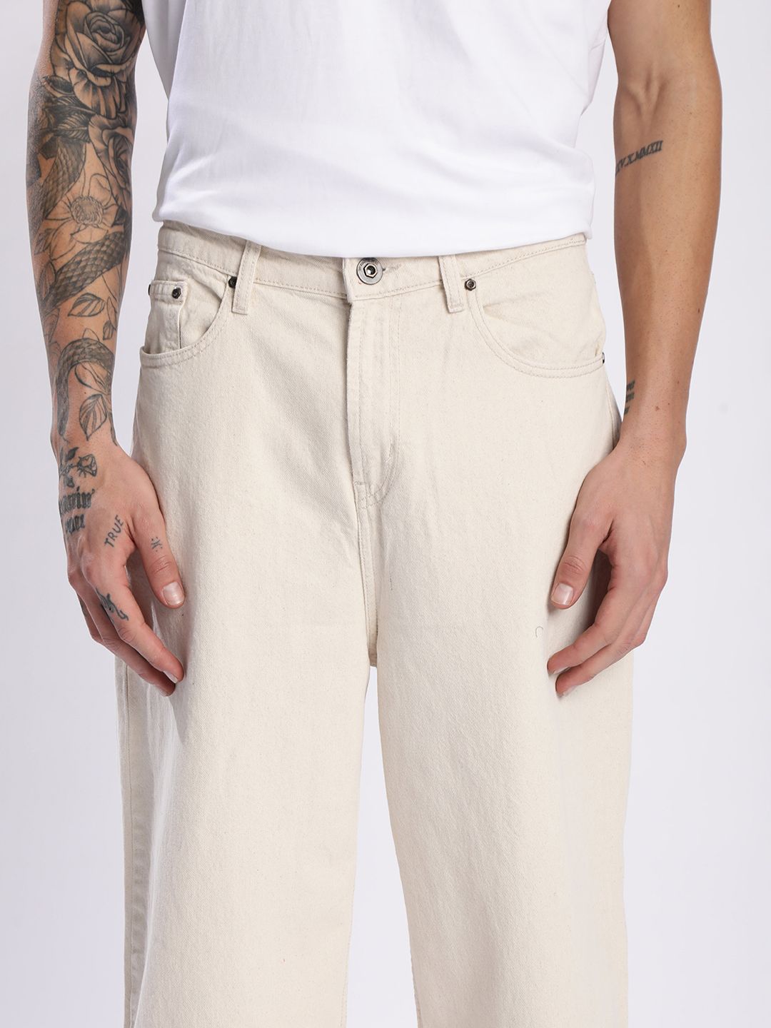 Roadster The Lifestyle Co. Men Beige Pure Cotton Rigid Baggy Fit Denim Jeans