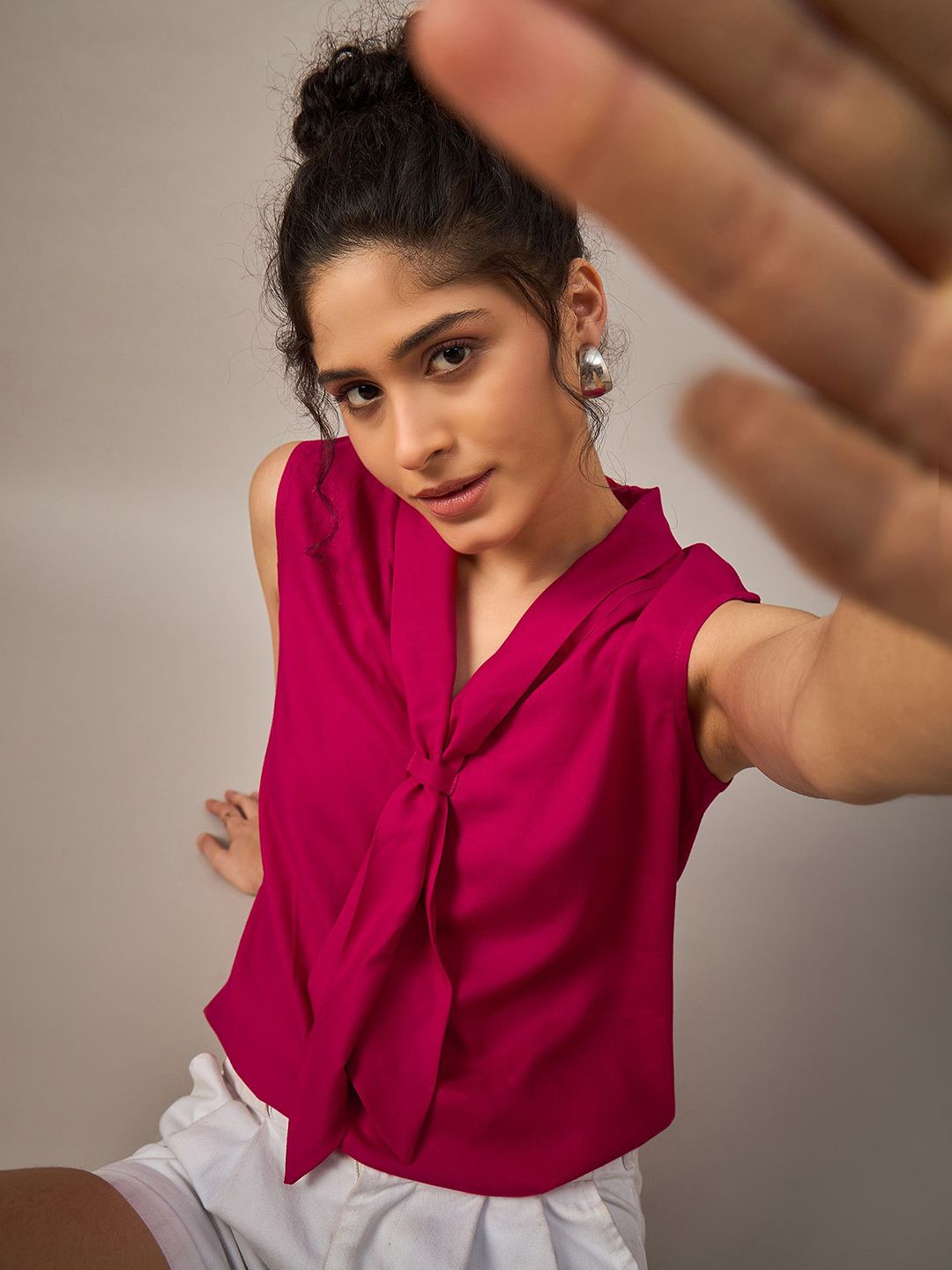 Roadster The Lifestyle Co Front Tie Sleeveless Top